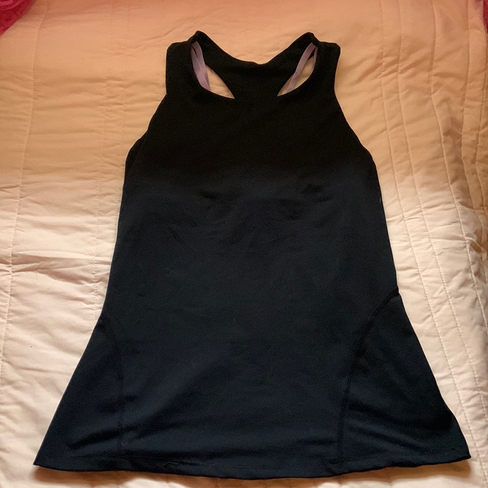 Black Fabletics, tank top with built-in bra